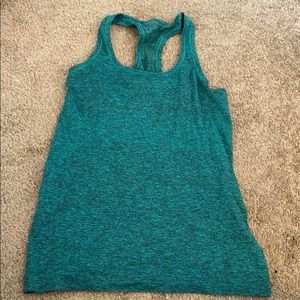 Lululemon Swiftly Tech tank